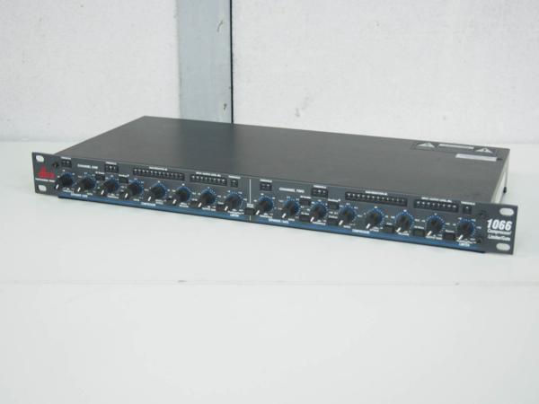 DBX 2chコンプレッサー/リミッター/ゲート 1066