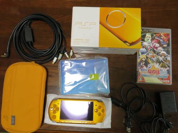 ソニーPSP 3000 カーニバルカラー ブライトイエロー 極美品 ソニーPSP 3000 カーニバルカラー ブライトイエロー 極美品