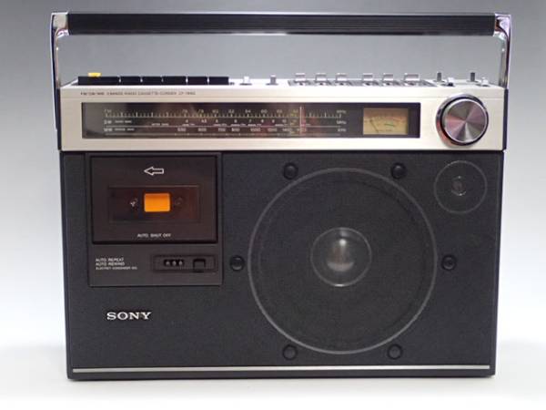ジャンク部品取り修理再生品Classic vintage SONY CF-1990 最高峰