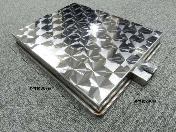 トラックバッテリーケース　ウロコステンレス　デコトラ 販売 スケジュール トラックバッテリーケース ウロコステンレス
