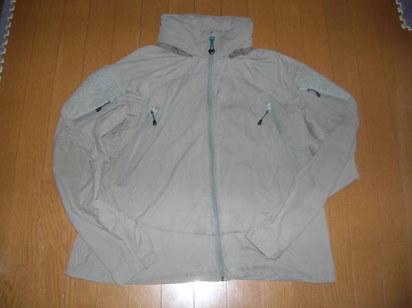米軍 放出品　PCU Patagonia パタゴニア L5 ジャケットサイス M　究極の成れの果て品（都合のいい言い方は　ダメージバージョン）