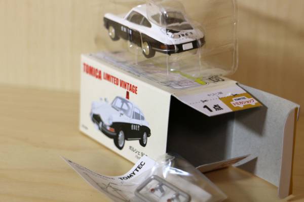1⁄64 トミカリミテッドヴィンテージ ポルシェ 912 パトロールカー 愛知