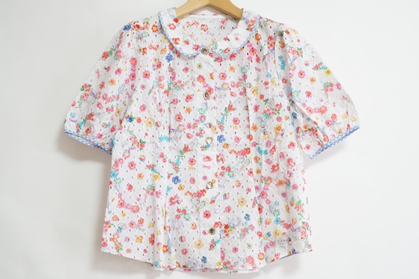 ○新品　フランシュリッペ　チョキチョキ丸衿ブラウス