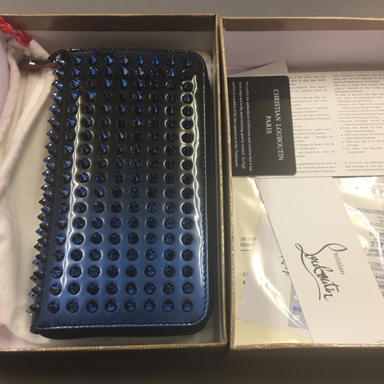 Christian Louboutin 長財布 クリスチャンルブタン