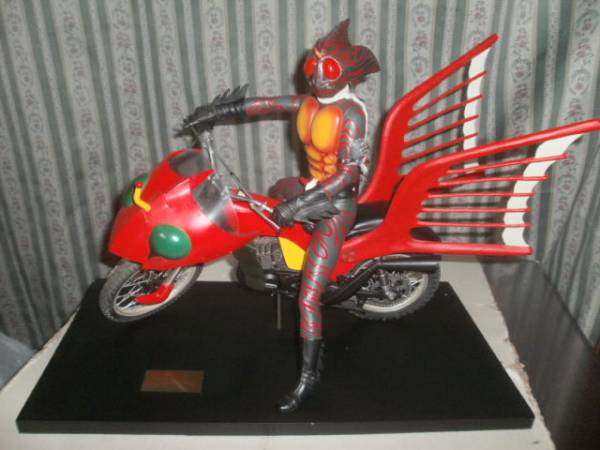 ジャングラー RMW Yahoo!オークション - アマゾン 仮面ライダー 仮面