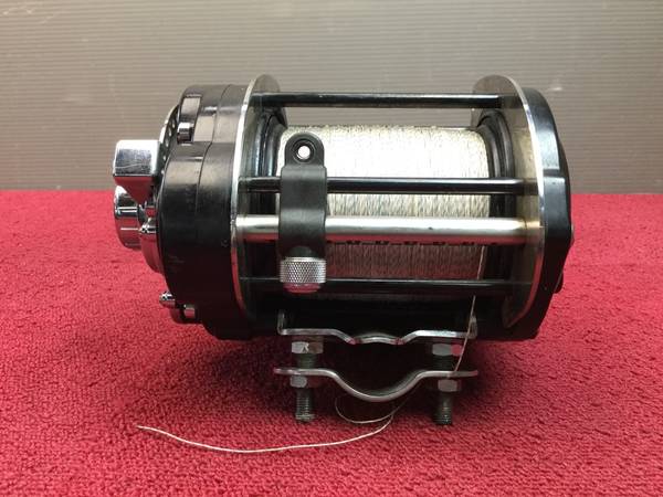 Miya Truck CD-900DX 電動リール MIYA EPOCH 500DX 電動リール＊現状品