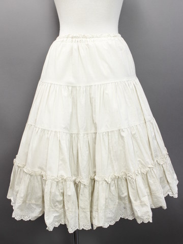 648090 ヴィクトリアンメイデン Victorian maiden コットンアンダースカート キナリ 生成 ティアード