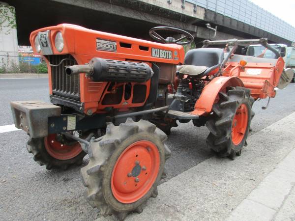 クボタカタログトラクタ 大阪☆クボタ トラクター ブルトラ B6001 