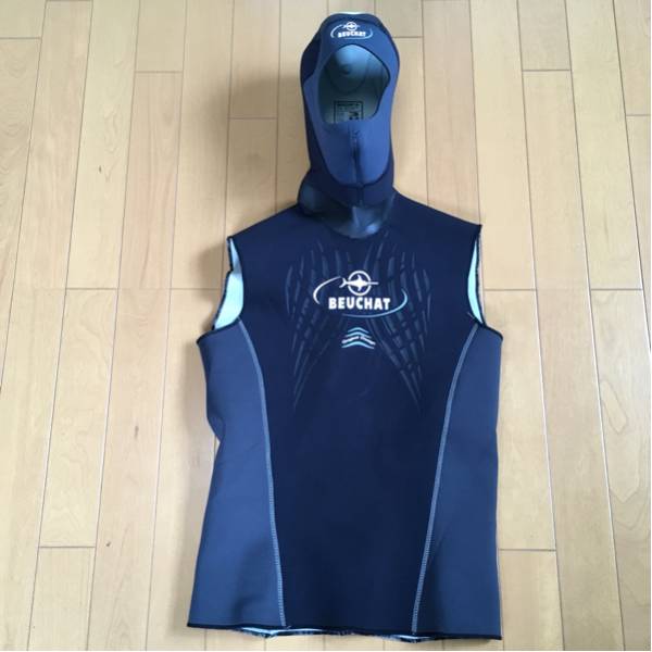 BEUCHAT ブッシャー ラッシュガード2.5mm Mサイズ フードベスト ウエットスーツ
