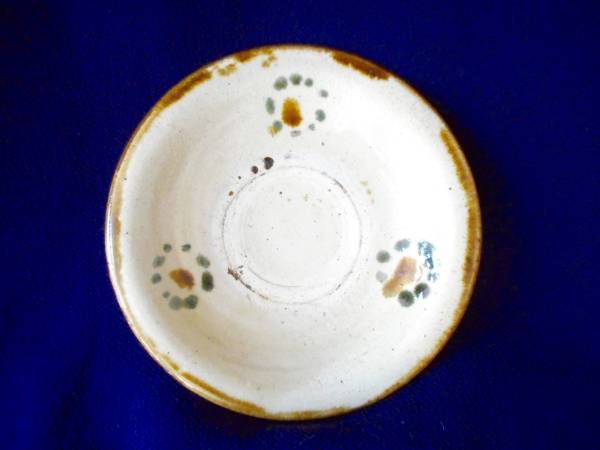 金城次郎　壺屋時代　皿　民芸 金城次郎 菊紋皿 壺屋時代の作品 40年ほど前 【公式通販】