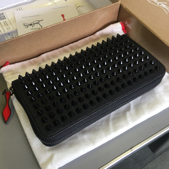 新品 未使用 Christian Louboutin 長財布 クリスチャンルブタン 新品