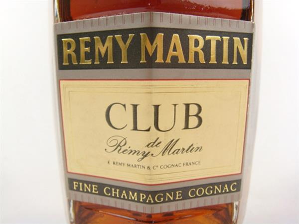クラブ レミーマルタン 700ml ブランデー CLUB de REMY MARTIN 未開栓