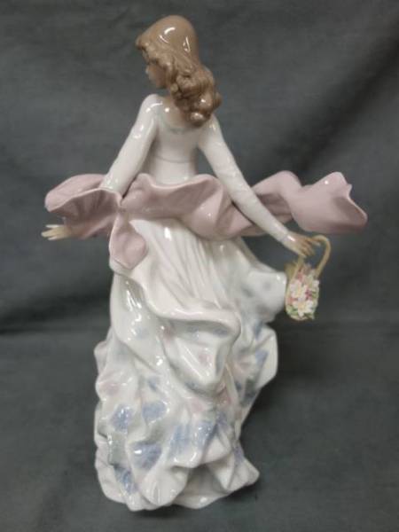 リヤドロ 春の輝き LLADRO 春の輝きの通販 | リヤドロ公式オンライン