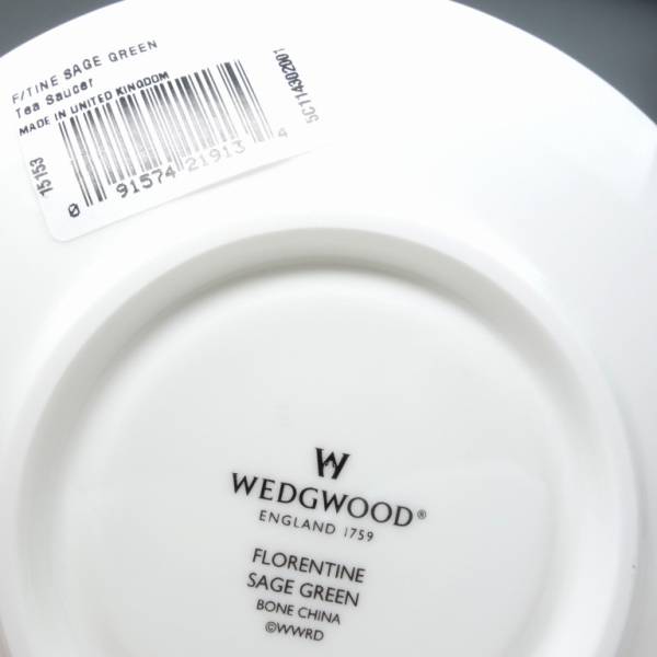 ウェッジウッド(Wedgwood) フロレンティーン セージグリーン ティーカップ&ソーサー(リー)　D272 【Sランク】