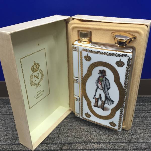カミュ ナポレオン ブック 700ml CAMUS 古酒未開栓 NAPOLEON 紳士と