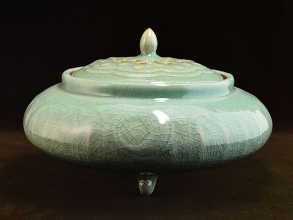 徐朝興 中国龍泉青磁 香炉 花台 国家国宝級大使 中国 古玩 煎茶道具