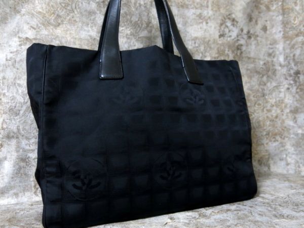 CHANEL シャネル ニュー トラベル ライン ナイロン レザー 革 トート 