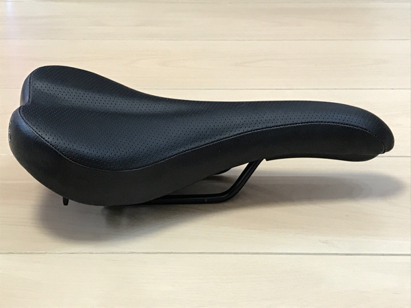 ★ブロンプトン 新型サドル キャットアイ取付可 ブラック BROMPTON