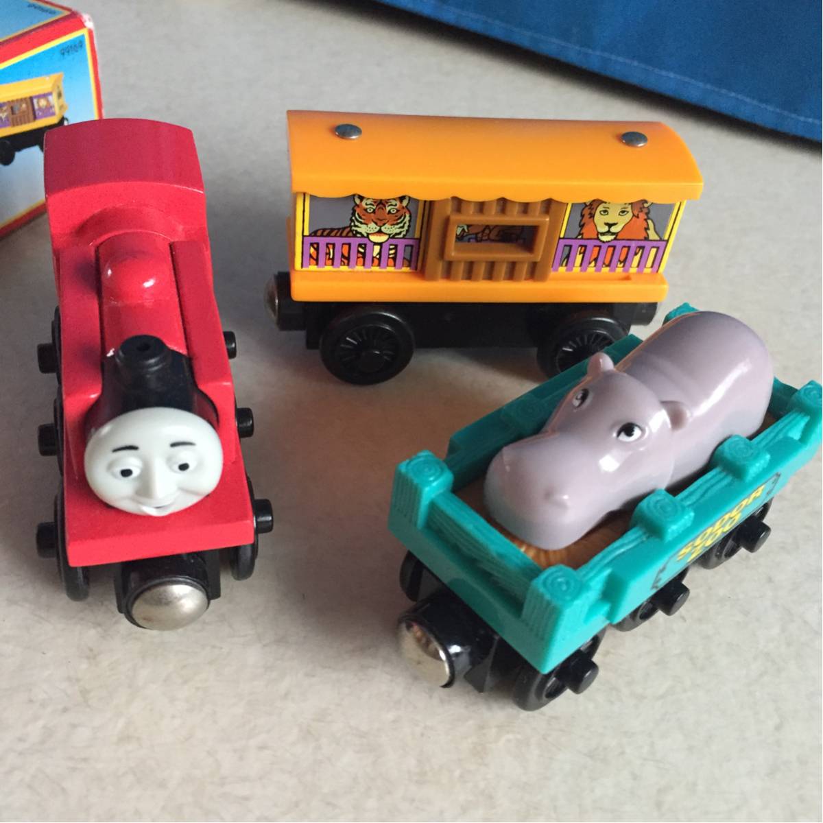 美品☆イースター 木製トーマス ラーニングカーブ BRIO 木製トーマスの 