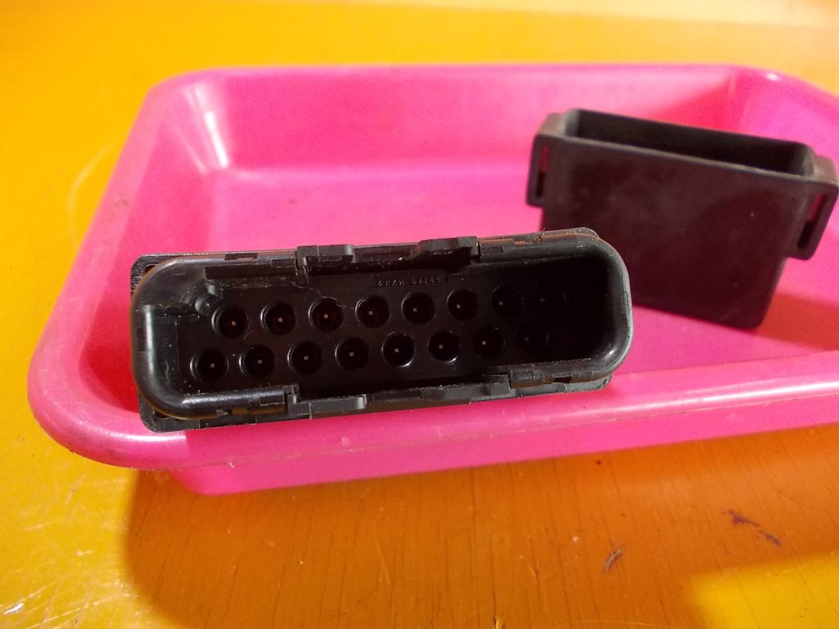 12808 ホンダ CBR1100XX 98 逆車 ブラックバード 純正 イグナイター CDI