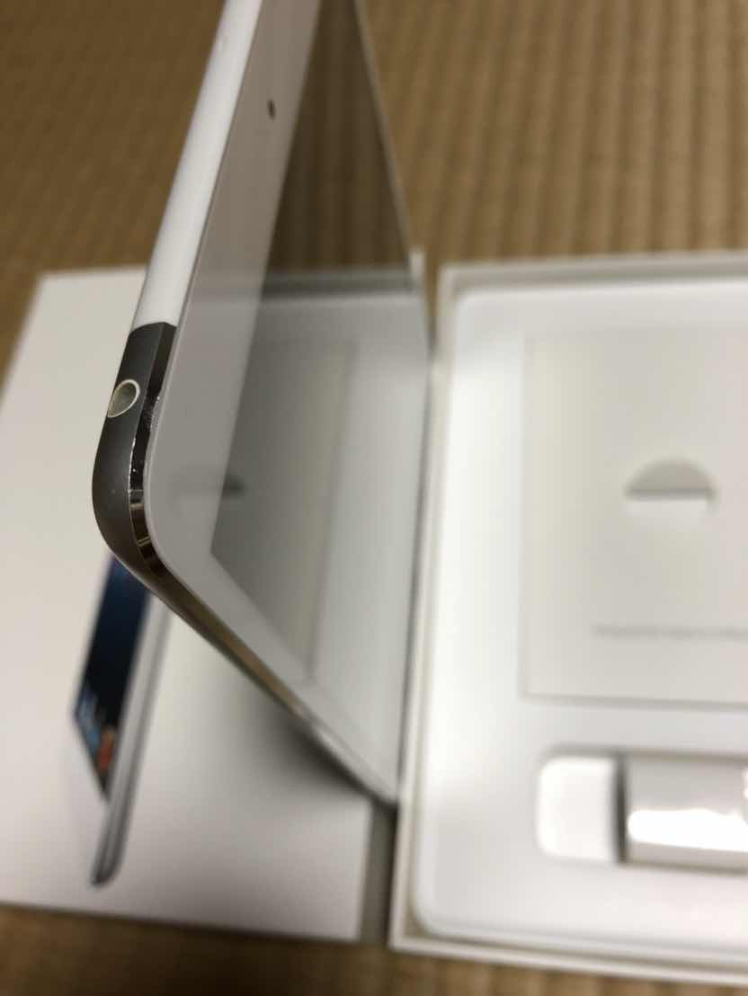 iPad mini 64GB シルバー Wifi+Cellular SIMフリー ベトナムにて購入。_2