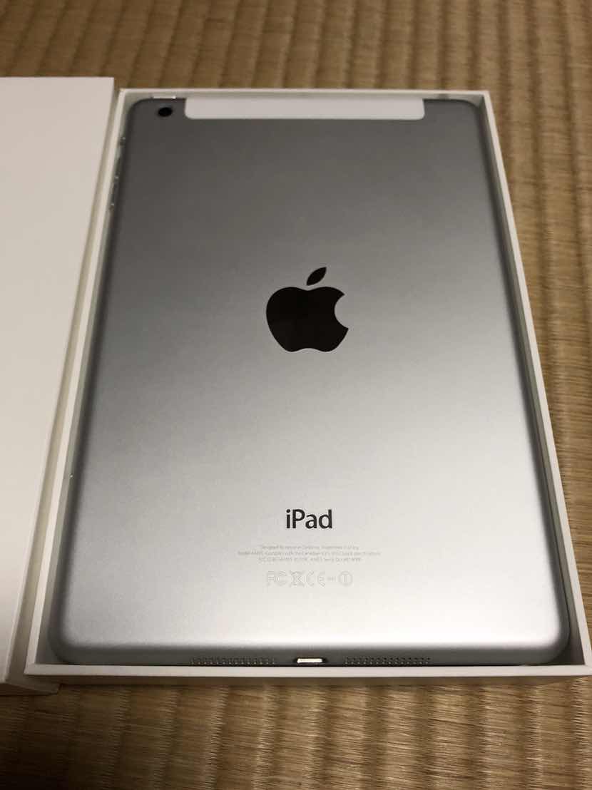 iPad mini 64GB シルバー Wifi+Cellular SIMフリー ベトナムにて購入。_3
