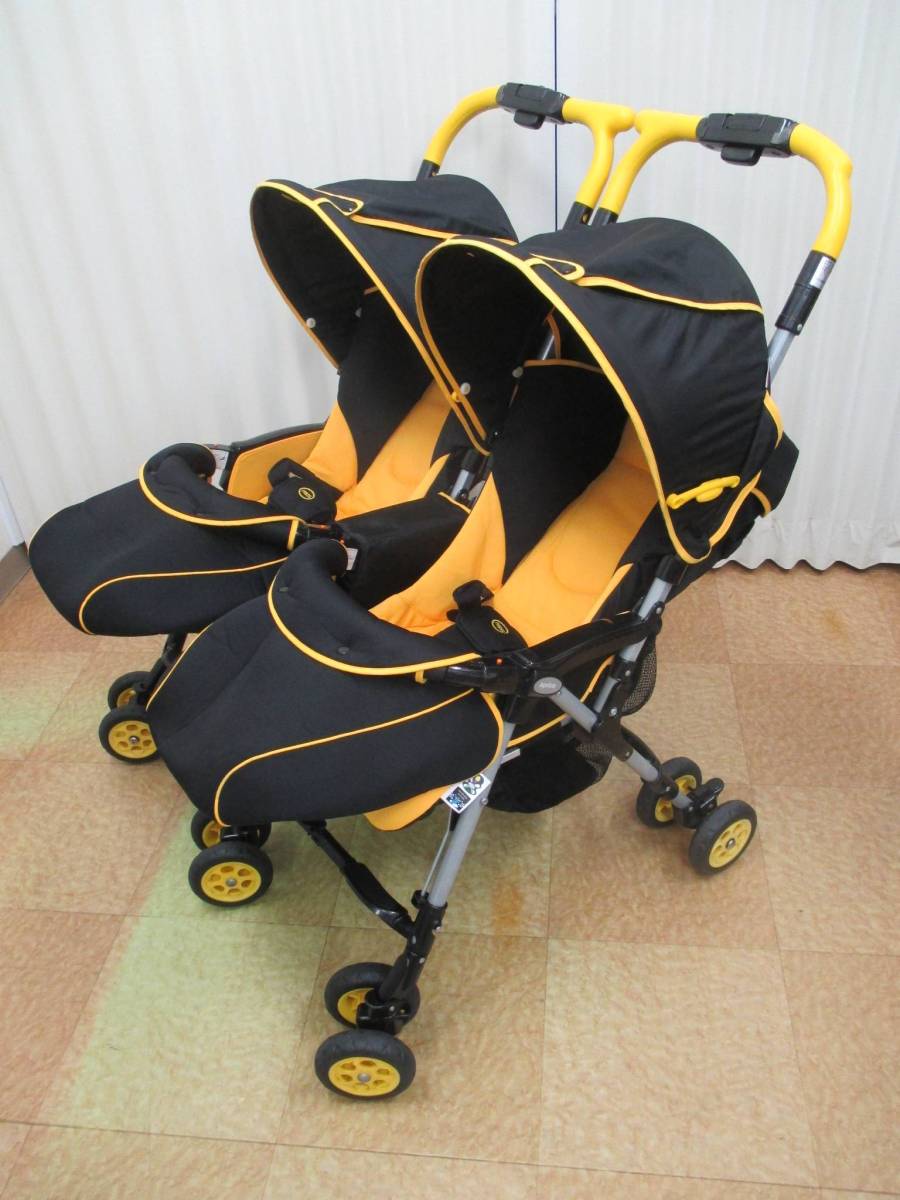 アップリカ双子用ベビーカー〔ネルッコベッドツインズサーモ〕 美品