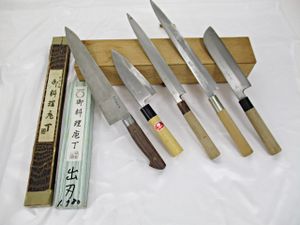 包丁 まとめ 堺のYahoo!オークション(旧ヤフオク!)の相場・価格を見る  