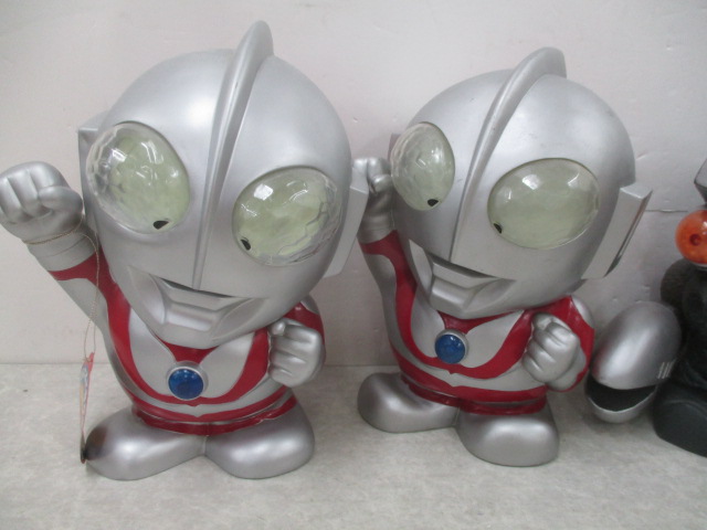ウルトラマン ビッグマネーバンク 貯金箱 フィギュア ソフビ 大きな