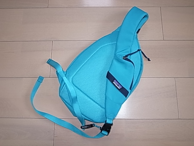 梨花 愛用 Patagonia パタゴニア Atom Sling 8l 460fa16 アトム スリング ボディバッグ ショルダーバッグ ブルー青 Adh39 パタゴニア 売買されたオークション情報 Yahooの商品情報をアーカイブ公開 オークファン Aucfan Com