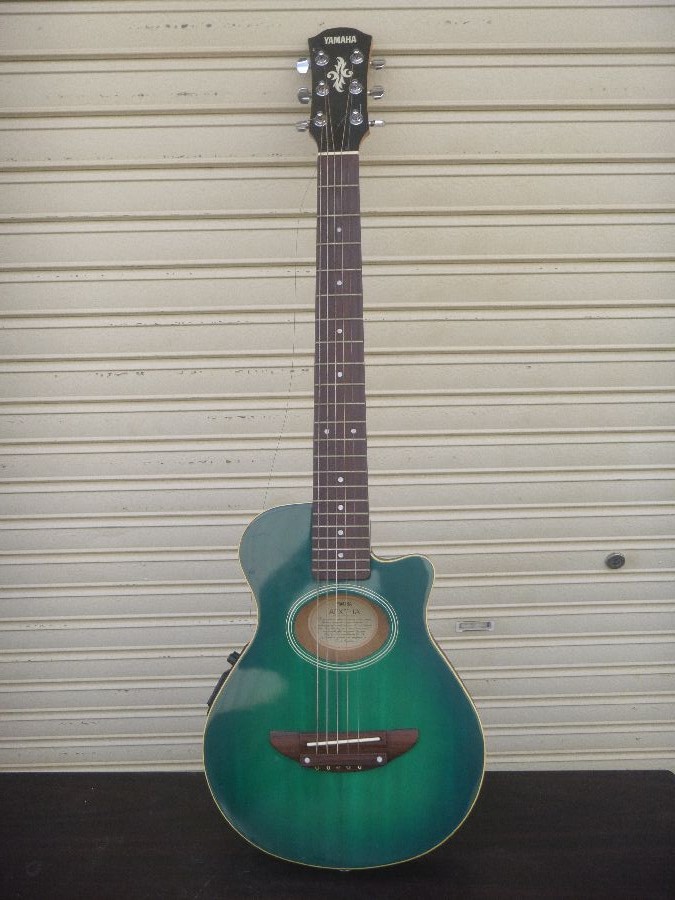 YAMAHA FG-200 グリーンラベル バカ鳴り☆