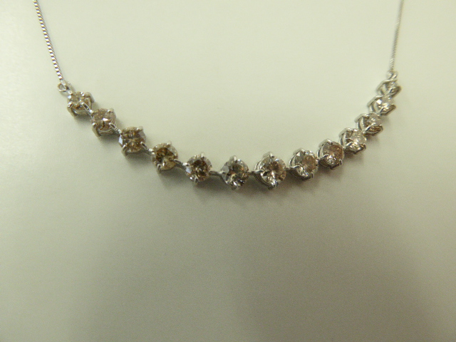 ☆美品 Pt850×Pt900 13連 ブラウン ダイヤ ライン ネックレス 計1.0ct 重さ 2.5ｇ長さ 40.5㎝と44㎝調節可 定形外郵便 全国一律140円