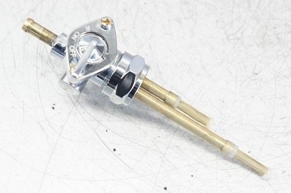 KH250☆ガソリンタンク 燃料 コック 検【250SS マッハⅠ B3 MACH S1 350SS KH400】☆sM46A