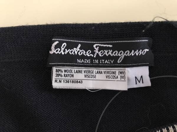 サルバトーレフェラガモ SalvatoreFerragamo トップス 長袖セーター 黒×白 レディース
