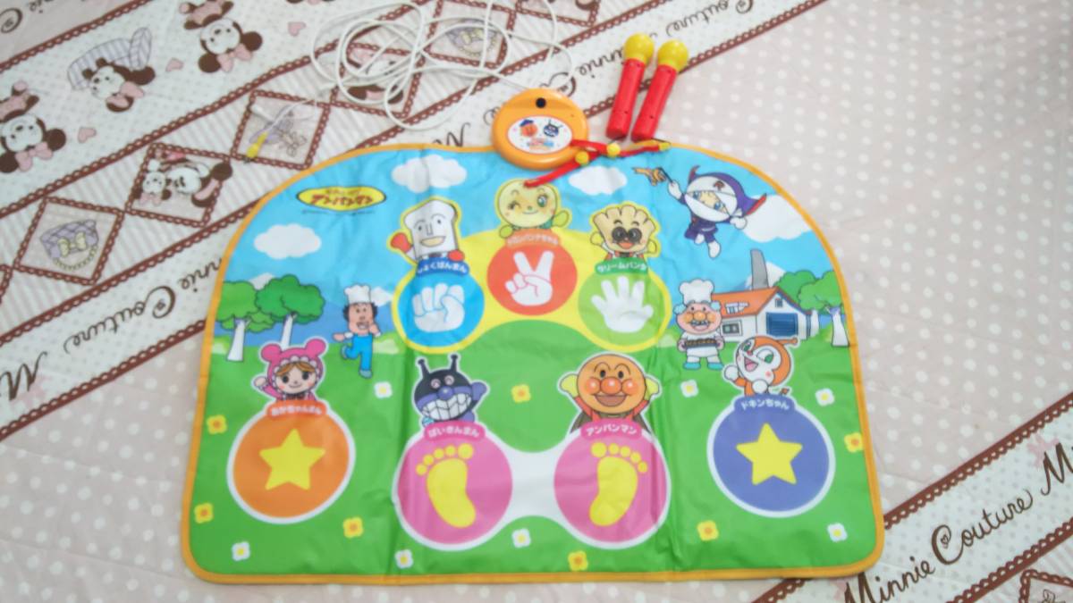 アンパンマン 育脳マットdx 知育 リズム おもちゃ リズム 音楽 売買されたオークション情報 Yahooの商品情報をアーカイブ公開 オークファン Aucfan Com
