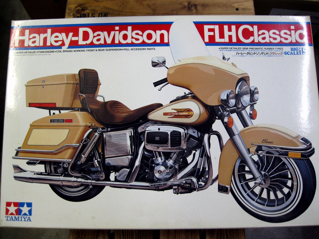 タミヤ 1/6 ハーレーダビッドソン FLH クラシック デカール新品！