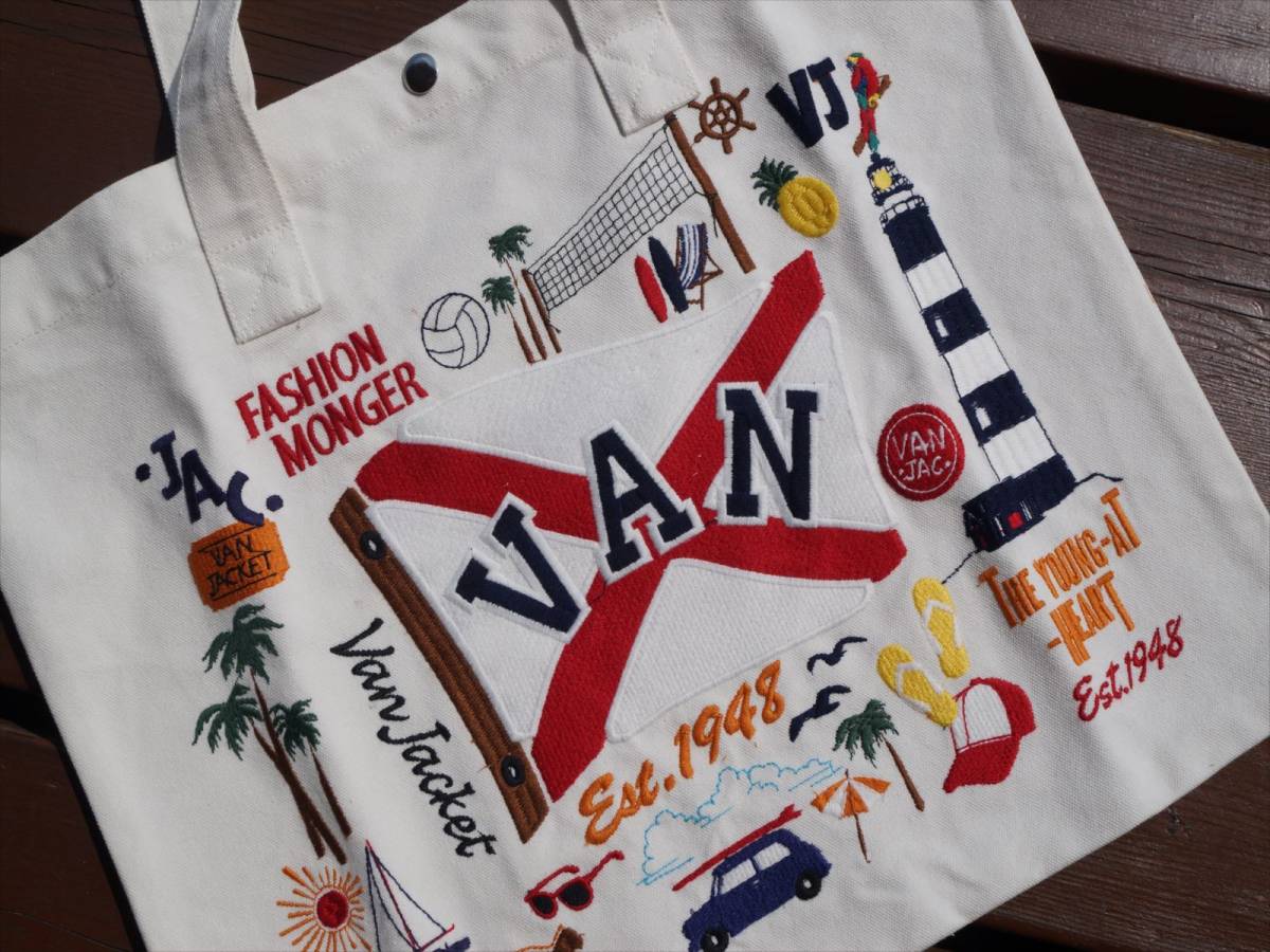 VAN JAC バカンスリゾートフルデコ刺繍キャンパストートバッグ 