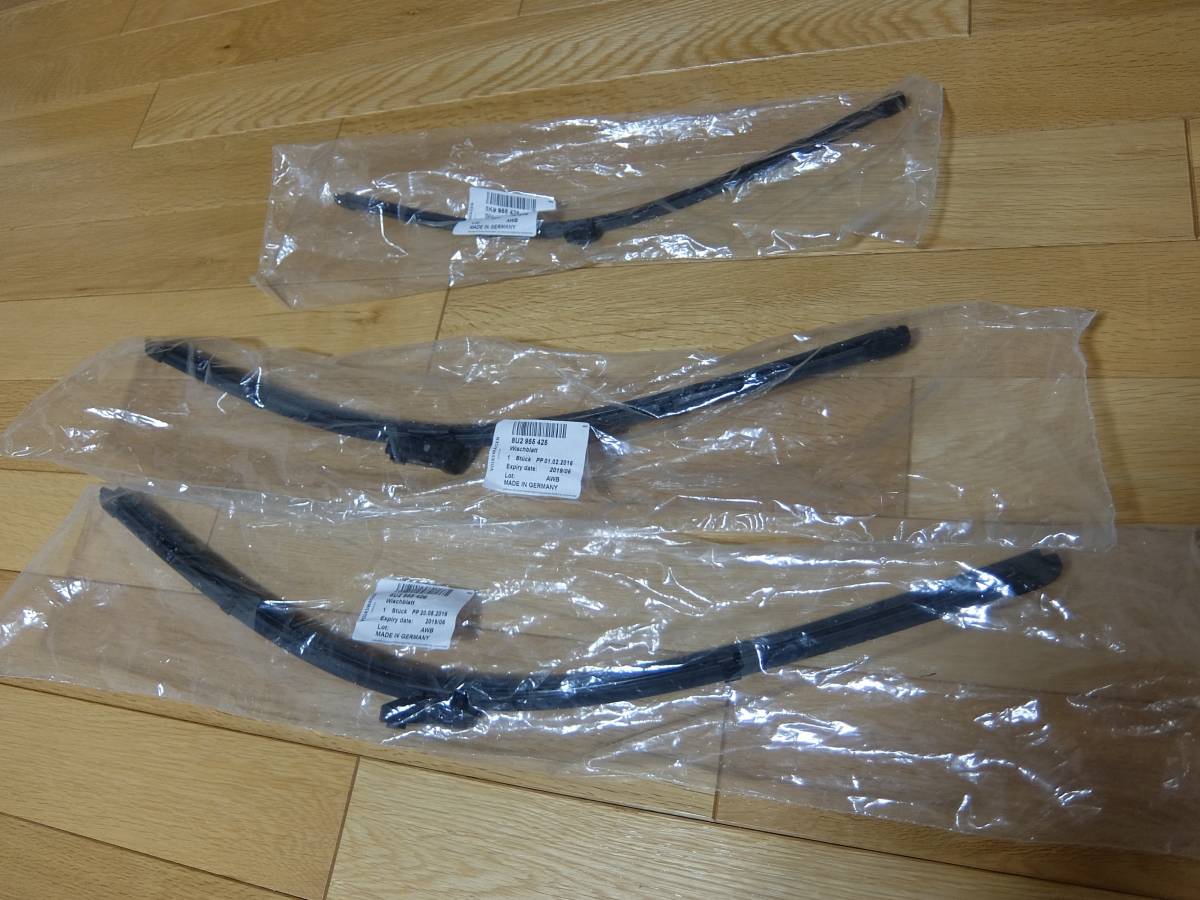 アウディ純正　Q3　サマーブレード新品３点