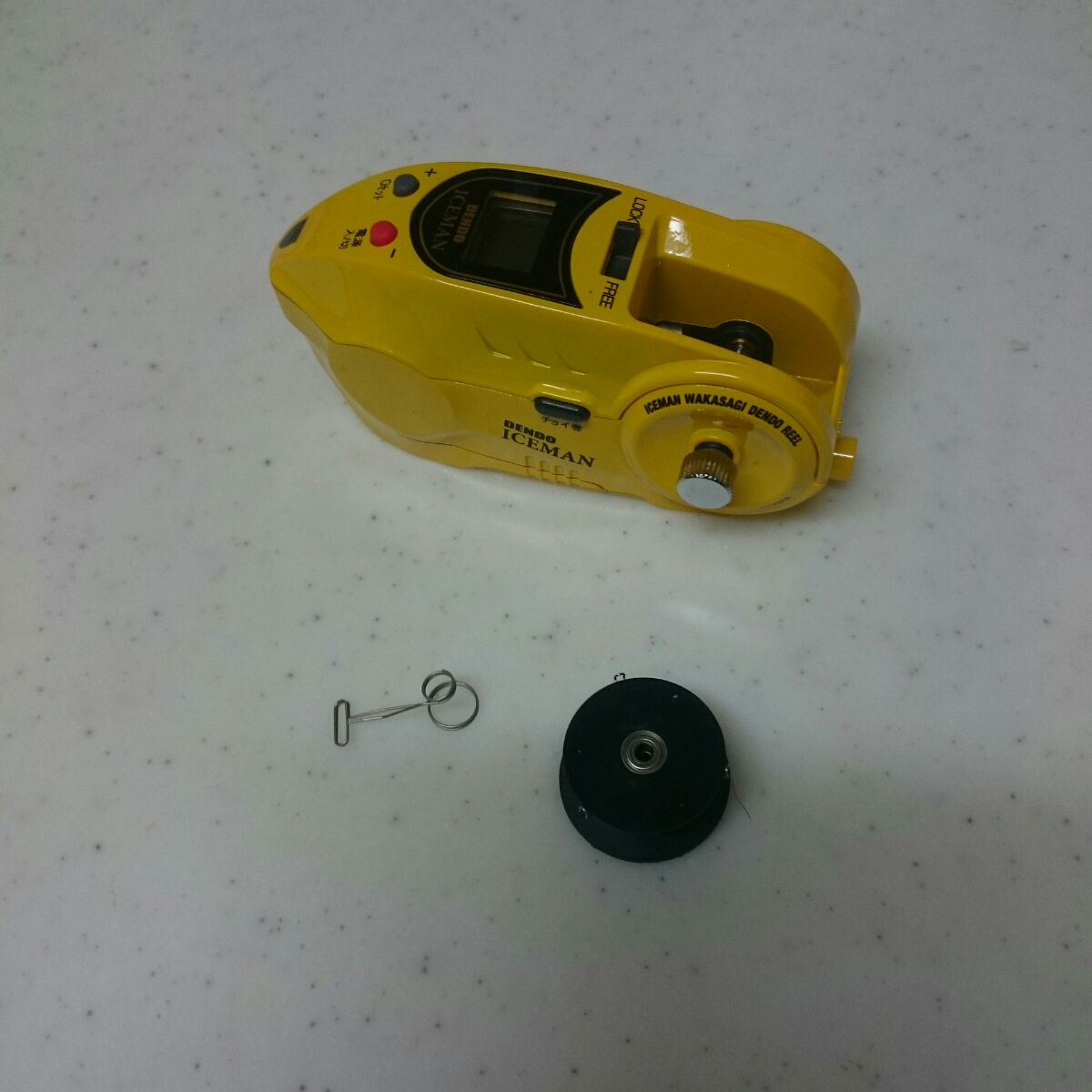 美品》ワカサギ電動リール DENDO ICEMAN TRY - アイスマン ワカサギ 