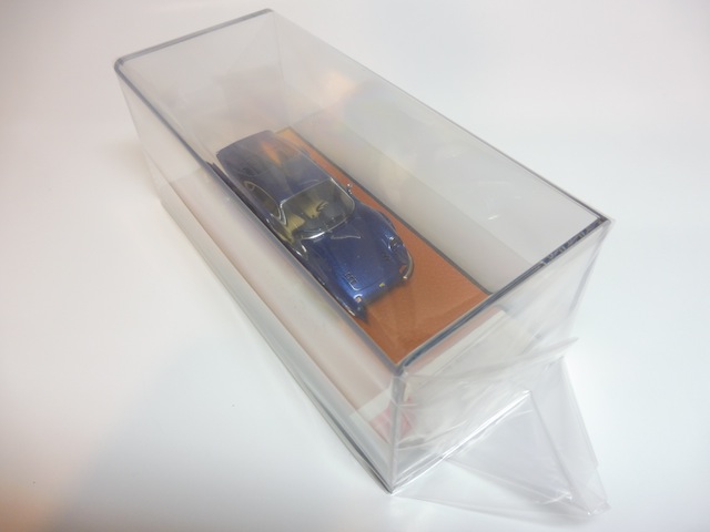 アイドロン　絶版　Dino 246GT Type-E フレアードフェンダー　メタリックダークブルー　中古品