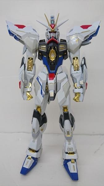 中古】【福山店】METAL BUILD ストライクフリーダムガンダム 光の翼