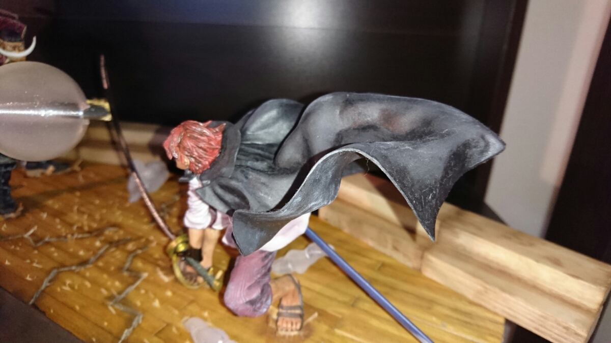 ワンピース 白ひげ エドワードニューゲート 赤髪 シャンクス