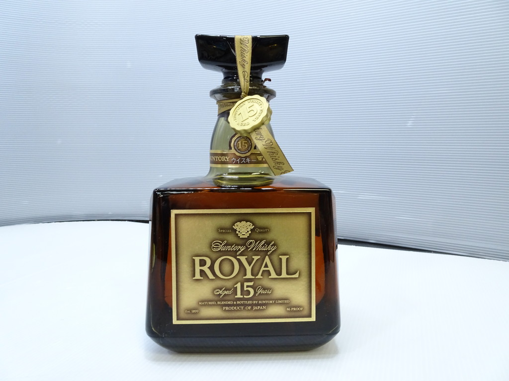 サントリー ロイヤル 15年 SRDD1 750ml 1本値段です。 Amazon.co.jp: サントリー ローヤル 15年 ゴールドラベル 43度750ml 箱
