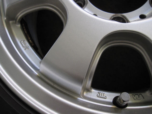 アルミ 15X6J +25 139.7/6H 4本 タイヤおまけ ☆品☆ホイールセット 