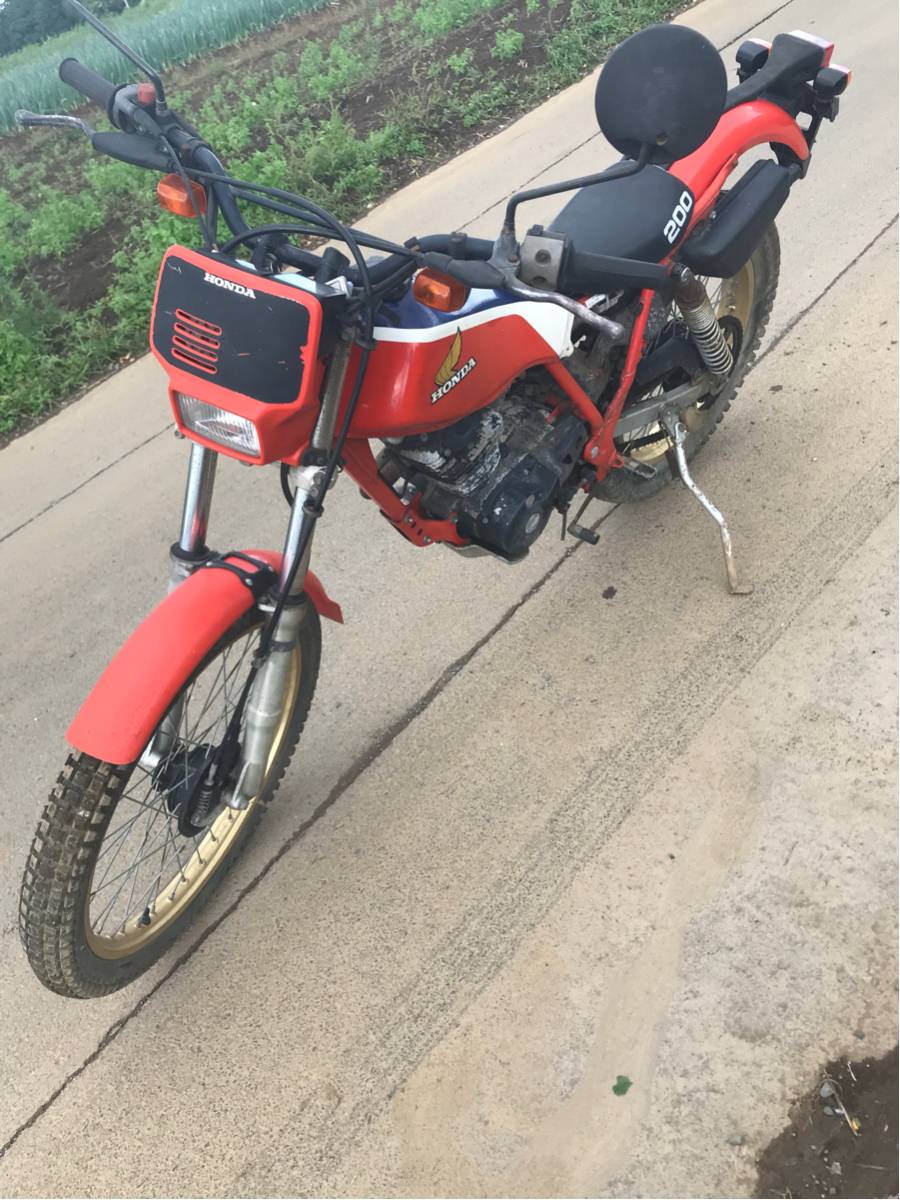 TLR200 エンジン実働 配達 レストアベース 可能 下取可能