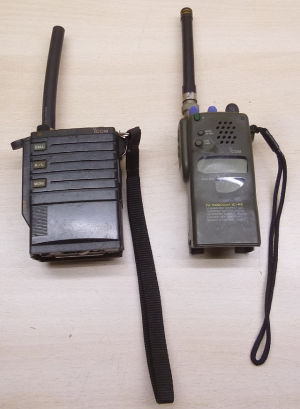 トランシーバー・セット○icom アイコム IC-P2、IC-2G○ハンディタイプ