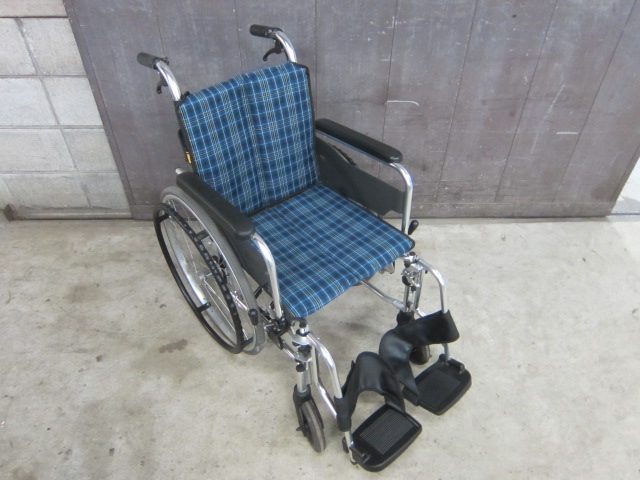 ◇100円スタートw⁄MIKI ◇MIKI 車椅子 自走用 SKT-4◇