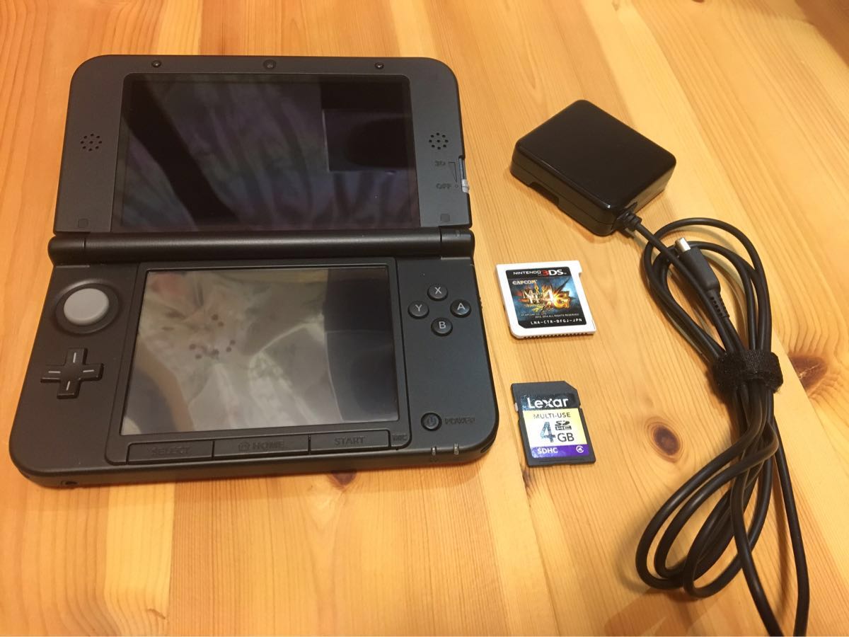 任天堂 3DSLL 本体 ワインレッド モンスターハンター4G付き 中古