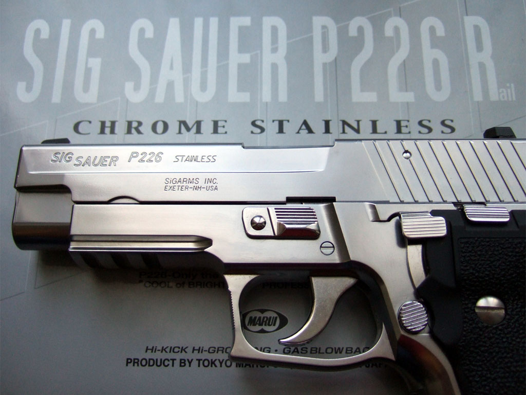 東京マルイ ☆ SIG SAUER P226 クロームステンレス ☆ カスタムパーツ
