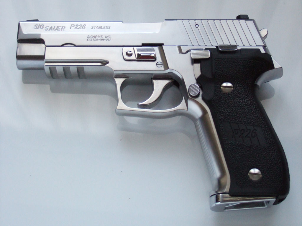 東京マルイ ☆ SIG SAUER P226 クロームステンレス ☆ カスタムパーツ